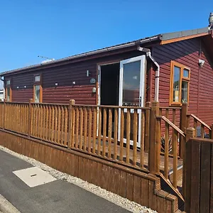 beautiful-2-bed-cabin-in-bridlington.yorkshirehotels.net/