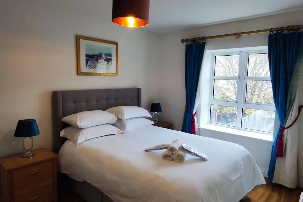 Spacious City Centre Apt - O'Connell Street Area Dublin 0*,