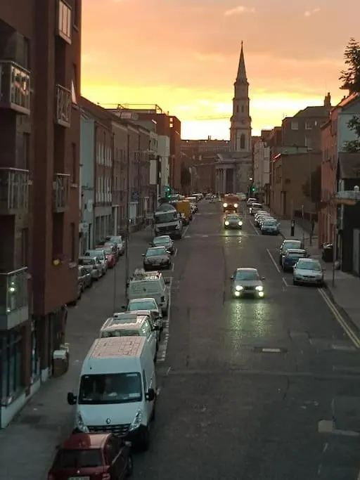 Spacious City Centre Apt - O'Connell Street Area Dublin Appartement